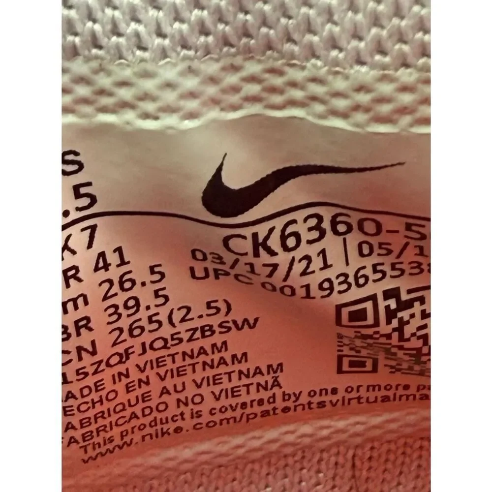 Nike Women's Renew Run athletic sneaker shoes women’s size 9.5